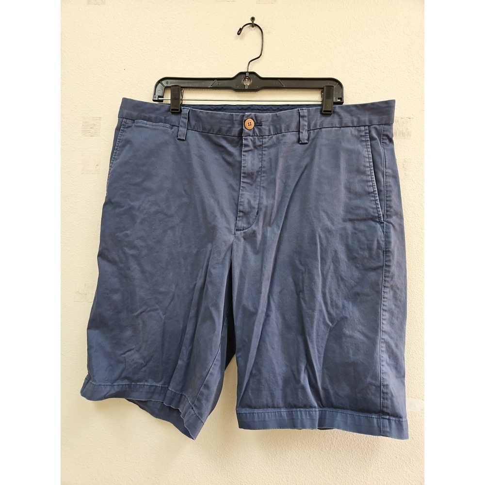 Tommy Bahama Men's Blue Solid Bermuda Shorts Size 38 10 Inch Inseam